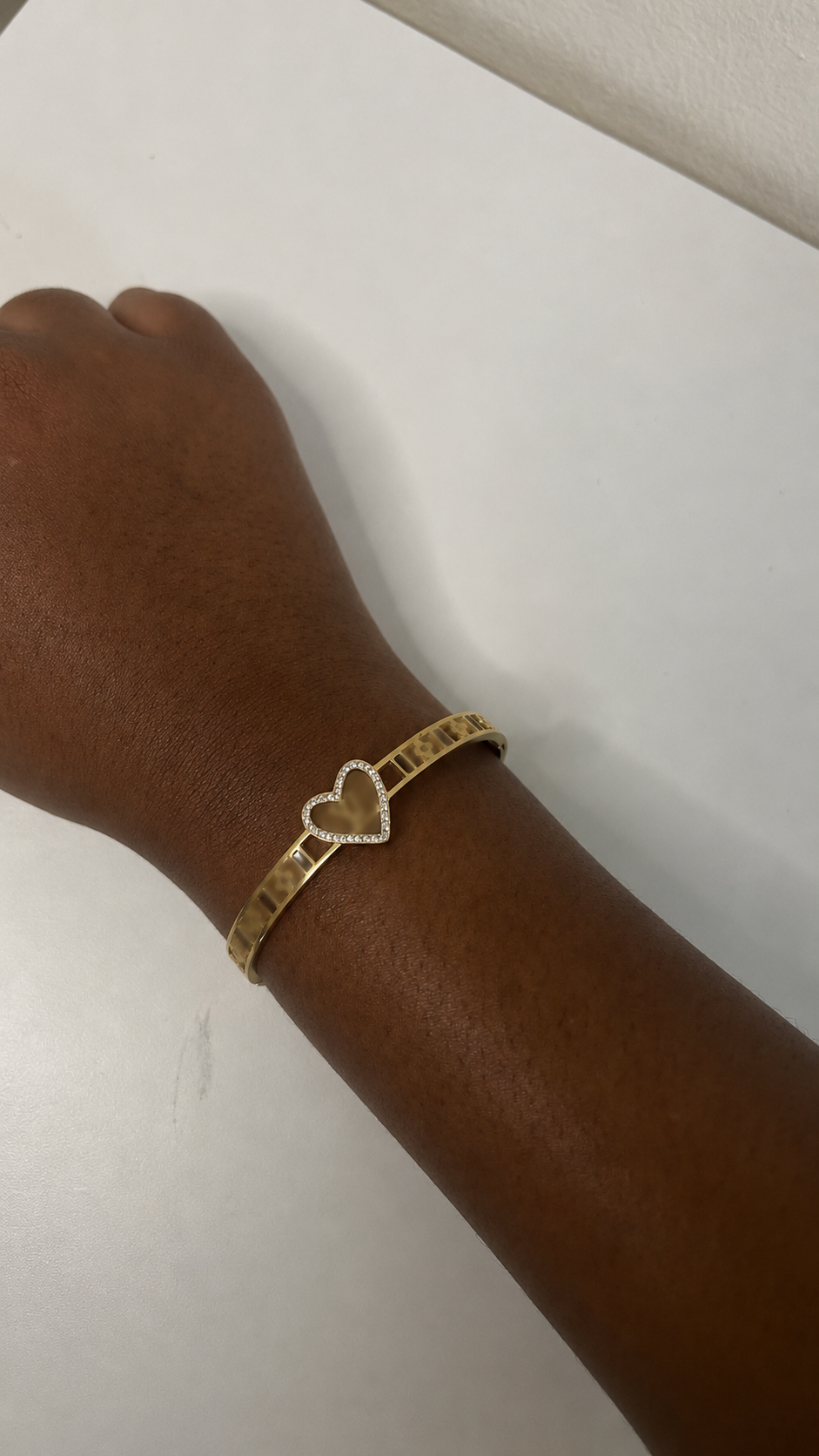 Prive Heart Cuff