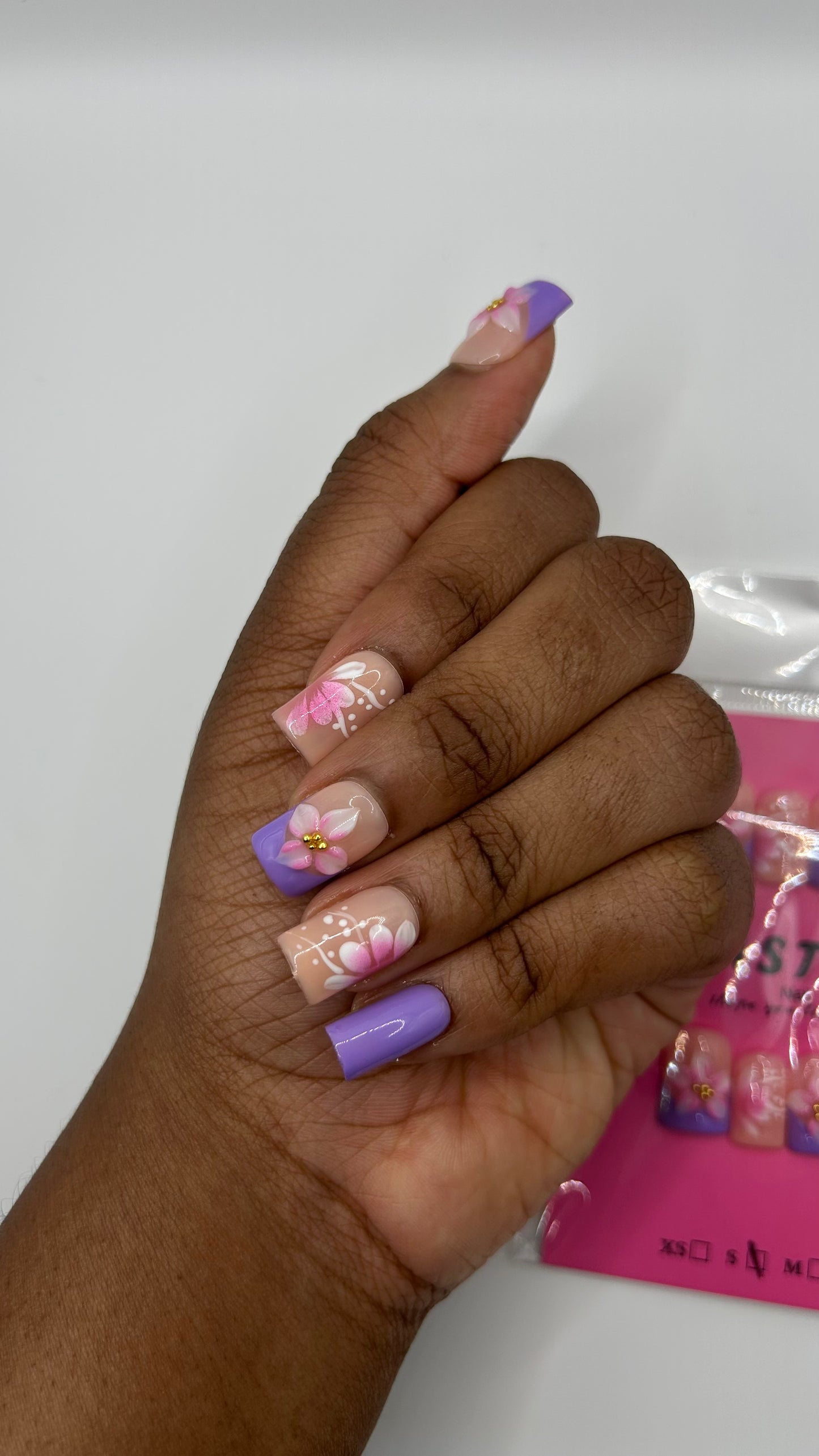 Dreamy Lavender Petal Press Ons