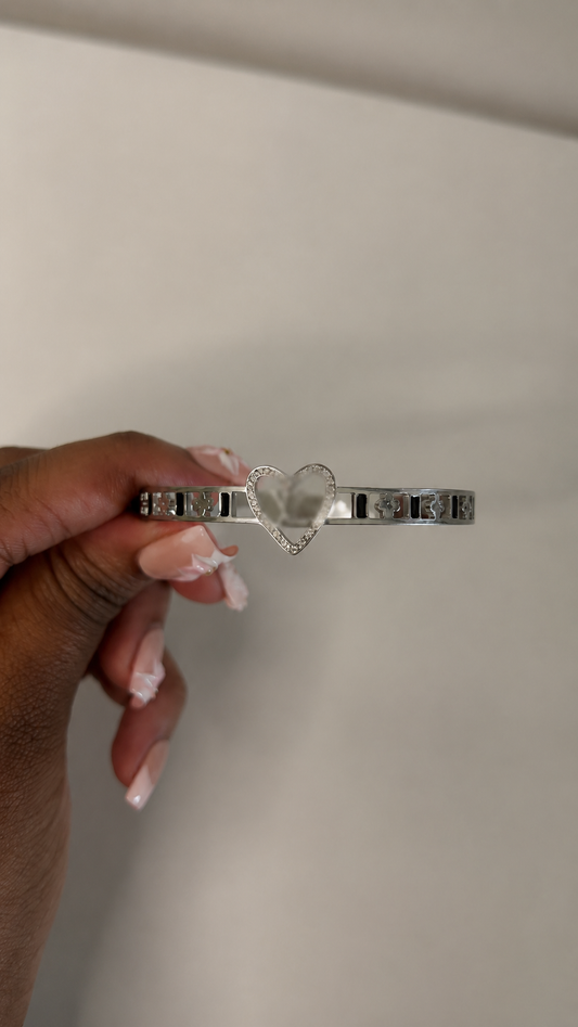 Prive Heart Cuff